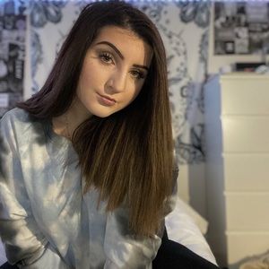 Meet your Posher, Sophia